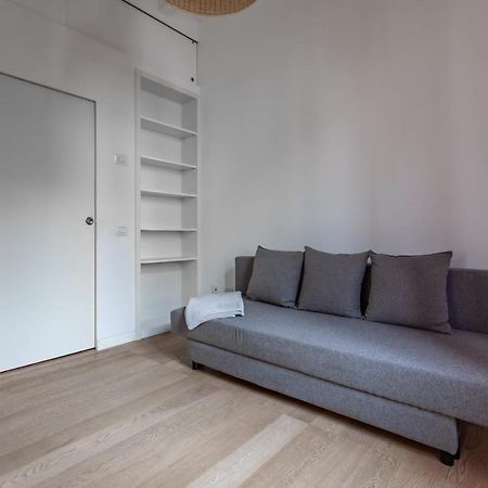 Turro Cozy Apartment Milan Bagian luar foto