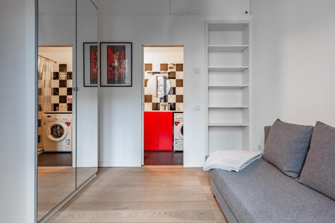 Turro Cozy Apartment Milan Bagian luar foto