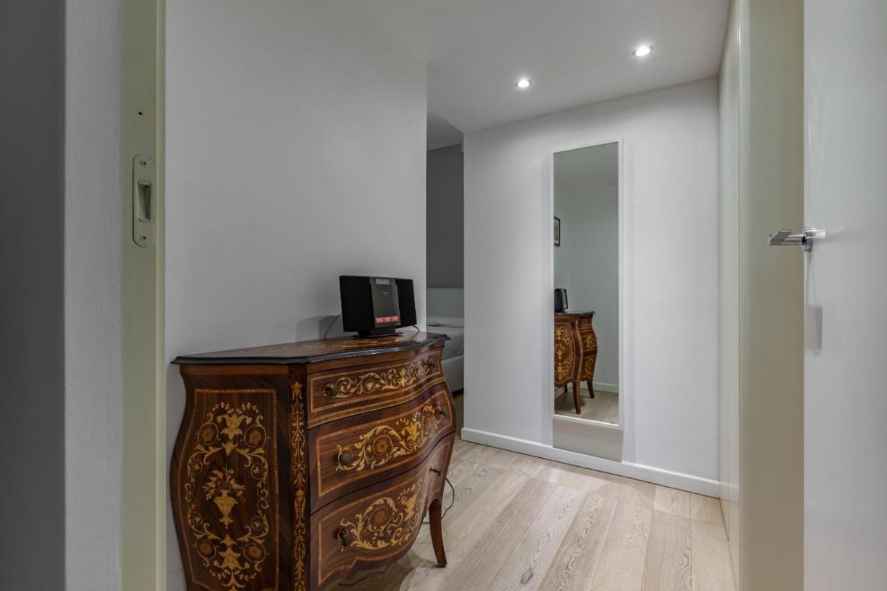 Turro Cozy Apartment Milan Bagian luar foto